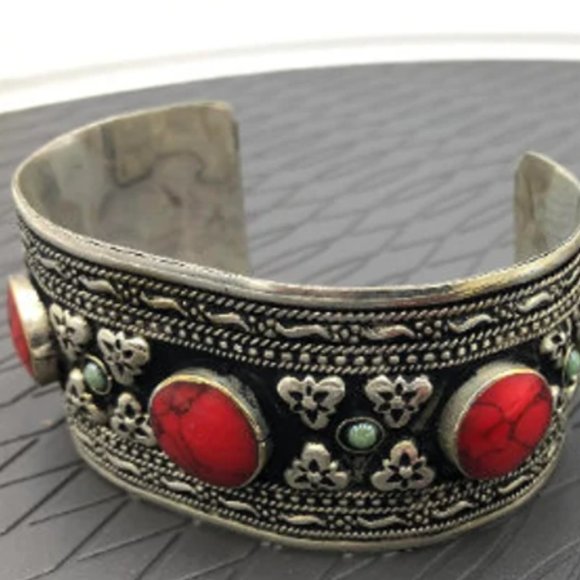 Single Afghan Tribal Cuff Bracelet: Red Stone Boho Jewelry - Picture 8 of 8